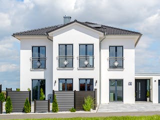 Fertighaus Stadtvilla Würzburg von Albert Haus Schlüsselfertig ab 352810€, Stadtvilla Außenansicht 1