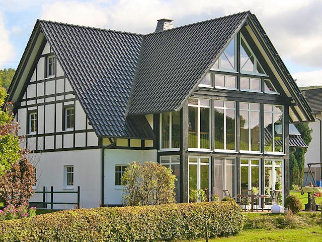 Fertighaus Haus Bremerich von Wiese und Heckmann, Fachwerk Außenansicht 2