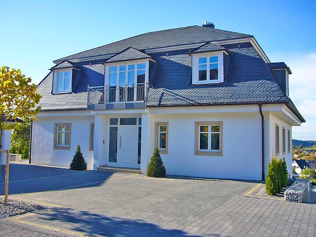 Fertighaus Haus Hillebrand von Wiese und Heckmann, Stadtvilla Außenansicht 1 Fertighaus Haus Hillebrand von Wiese und Heckmann, Stadtvilla Außenansicht 1