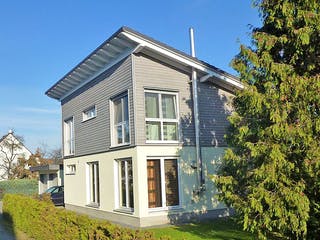 Fertighaus Haus Oberosterer von Wiese und Heckmann, Pultdachhaus Außenansicht 3