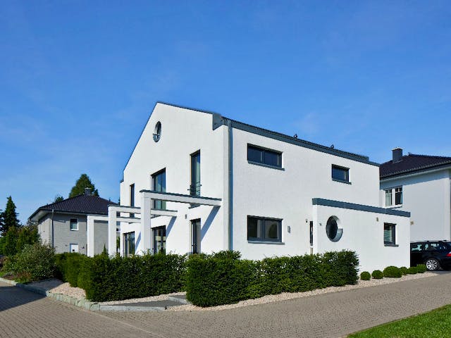 Massivhaus Kundenhaus Arndt von Zaunmüller Massivhaus, Satteldach-Klassiker Außenansicht 1