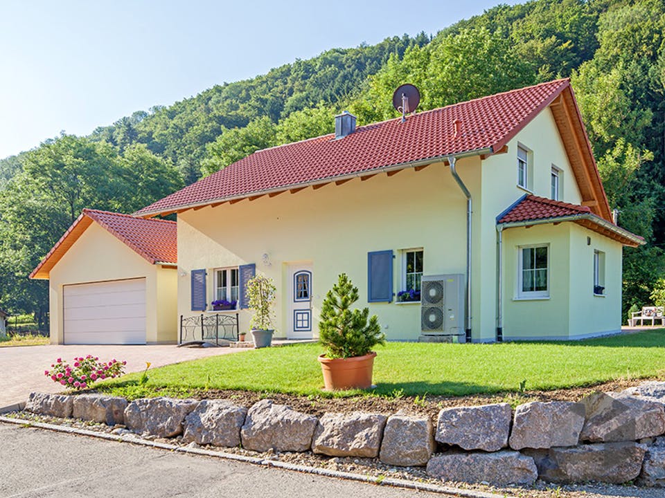 Kundenhaus Fichtner von Zaunmüller Massivhaus Außenansicht