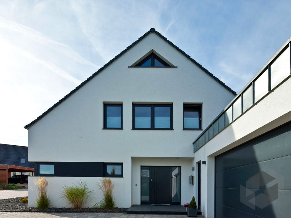 Kundenhaus Götze von Zaunmüller Massivhaus Außenansicht