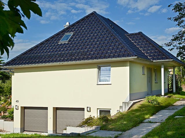 Massivhaus Kundenhaus Tengelmann von Zaunmüller Massivhaus, Bungalow Außenansicht 3