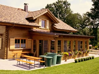 Fertighaus Zell von Holzhaus Rosskopf Schlüsselfertig ab 489000€, Blockhaus Außenansicht 4