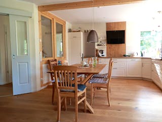 Fertighaus Stadthaus Klassisch von Zimmerer-Profibau Schlüsselfertig ab 510000€, Satteldach-Klassiker Innenansicht 1