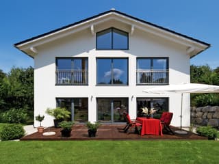 Fertighaus Zorneding von Regnauer Hausbau Schlüsselfertig ab 360285€, Satteldach-Klassiker Außenansicht 3